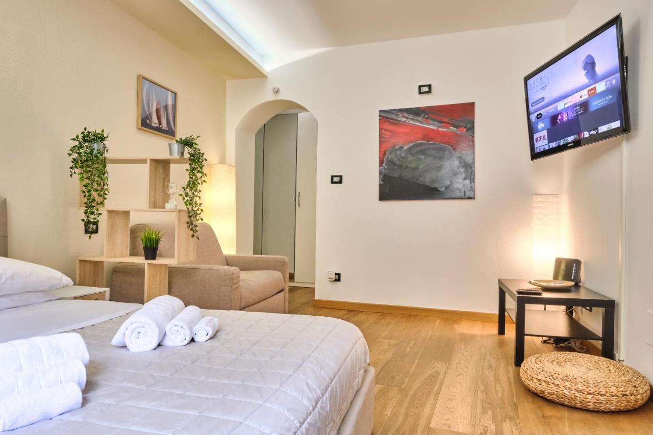 [CENTRO-LECCO] Romantico Appartamento sul Lago Esterno foto